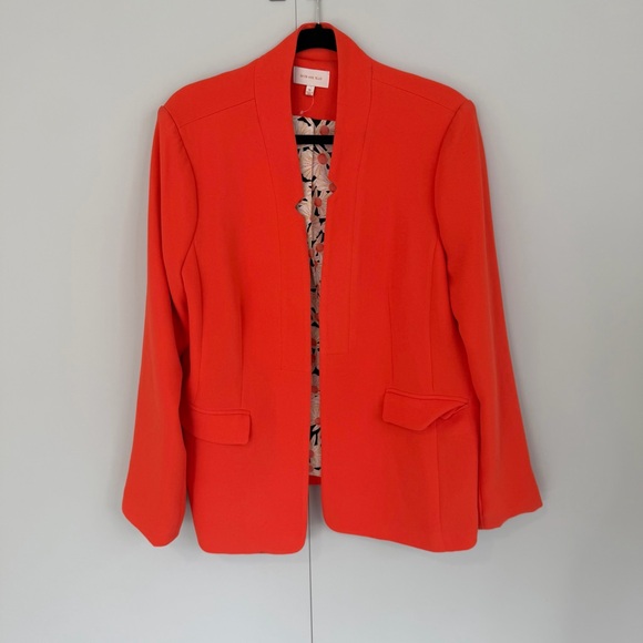 Skies Are Blue Jackets & Blazers - SKIES ARE BLUE Notch Lapel Open Front Statement Blazer in Orange 25007ST